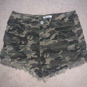 Mudd Cute Camo Denim Shorts